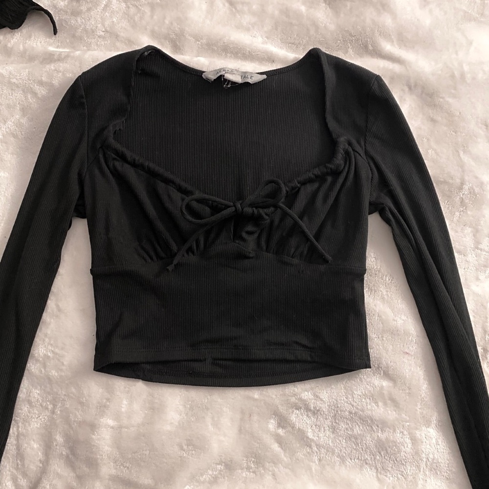 Tie long sleeve top